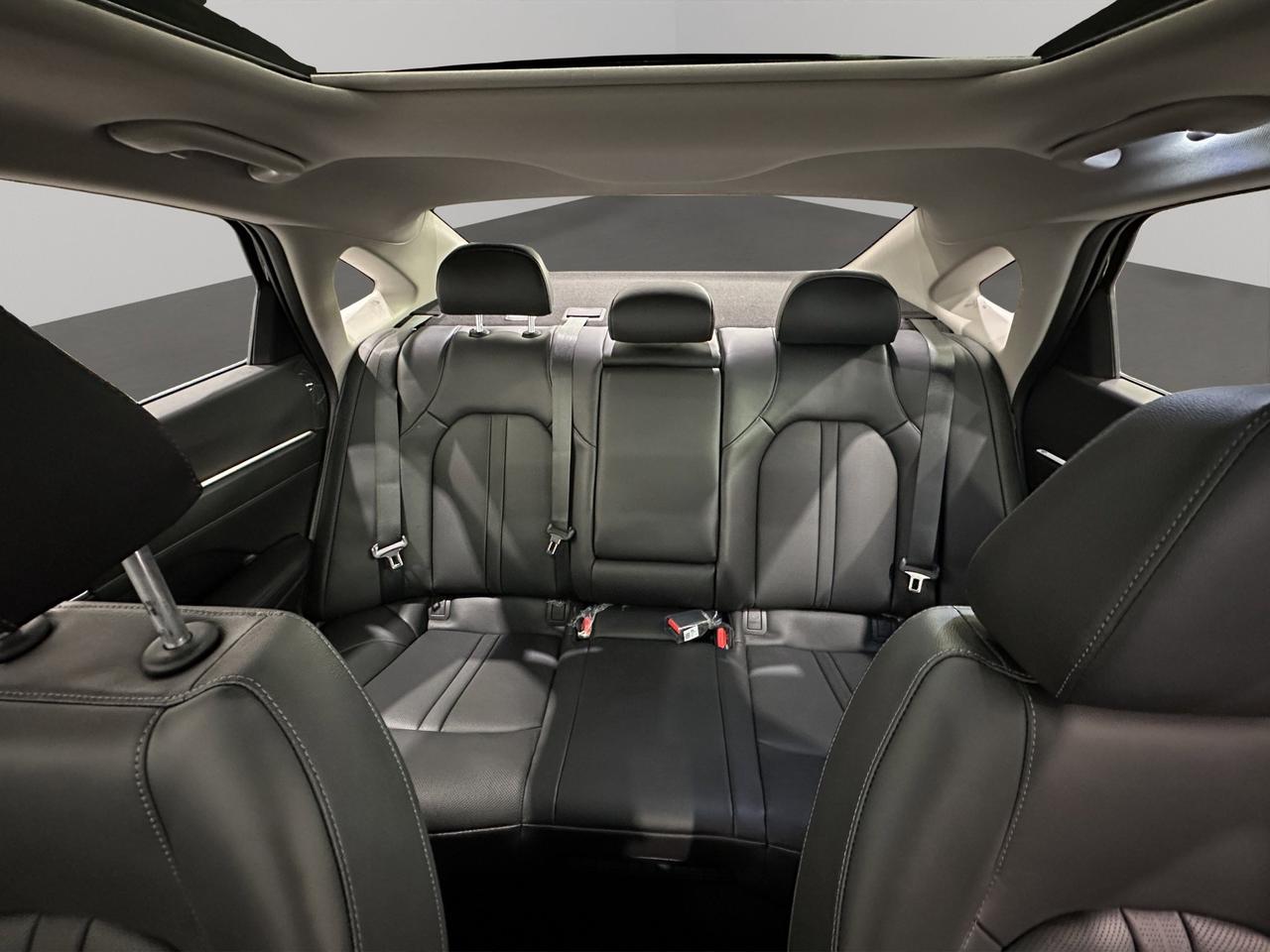 2026 Hyundai Sonata Hybrid Preferred-Trend Photo