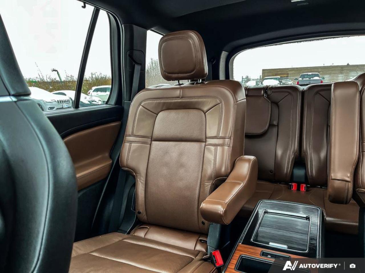 2020 Lincoln Aviator Reserve AWD | 202A | 22 Alloys | Leather | Twin Turbo V6 | Dynamic Handling PKG | New Tires | Photo