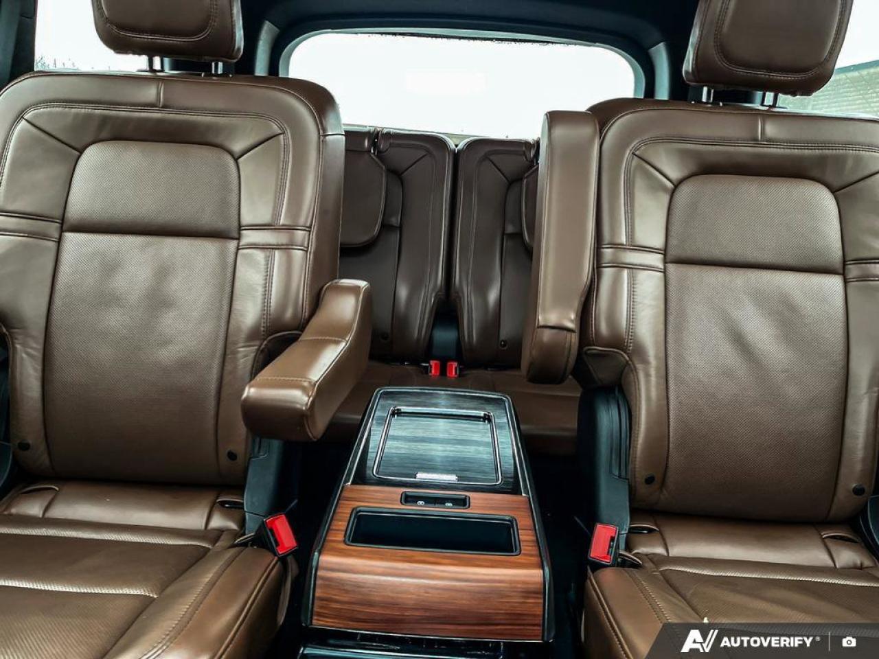 2020 Lincoln Aviator Reserve AWD | 202A | 22 Alloys | Leather | Twin Turbo V6 | Dynamic Handling PKG | New Tires | Photo