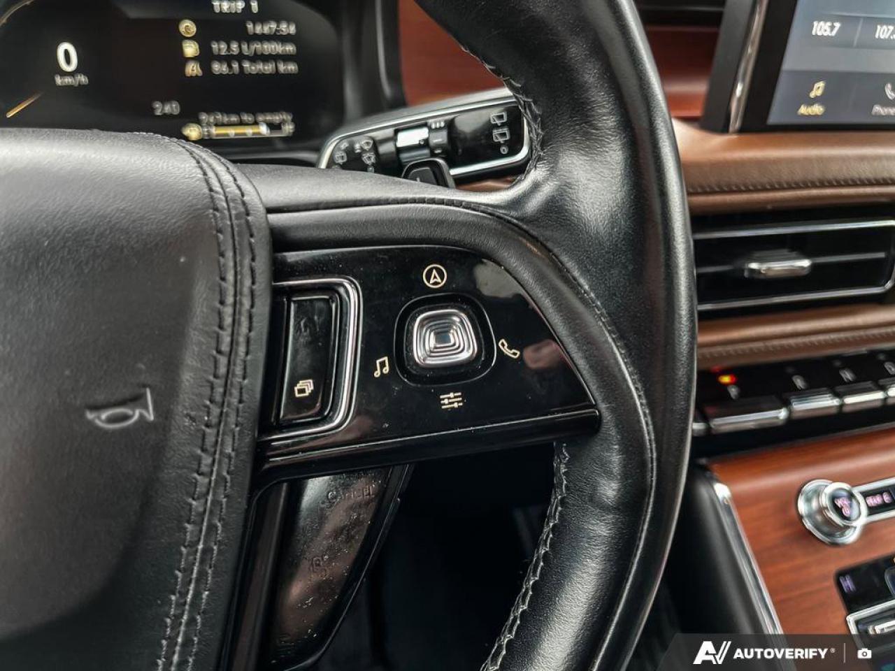 2020 Lincoln Aviator Reserve AWD | 202A | 22 Alloys | Leather | Twin Turbo V6 | Dynamic Handling PKG | New Tires | Photo