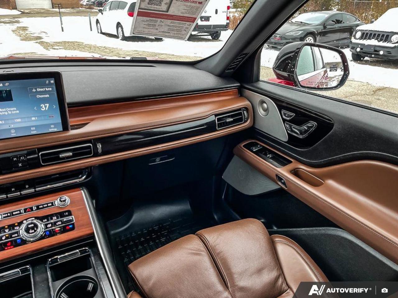 2020 Lincoln Aviator Reserve AWD | 202A | 22 Alloys | Leather | Twin Turbo V6 | Dynamic Handling PKG | New Tires | Photo