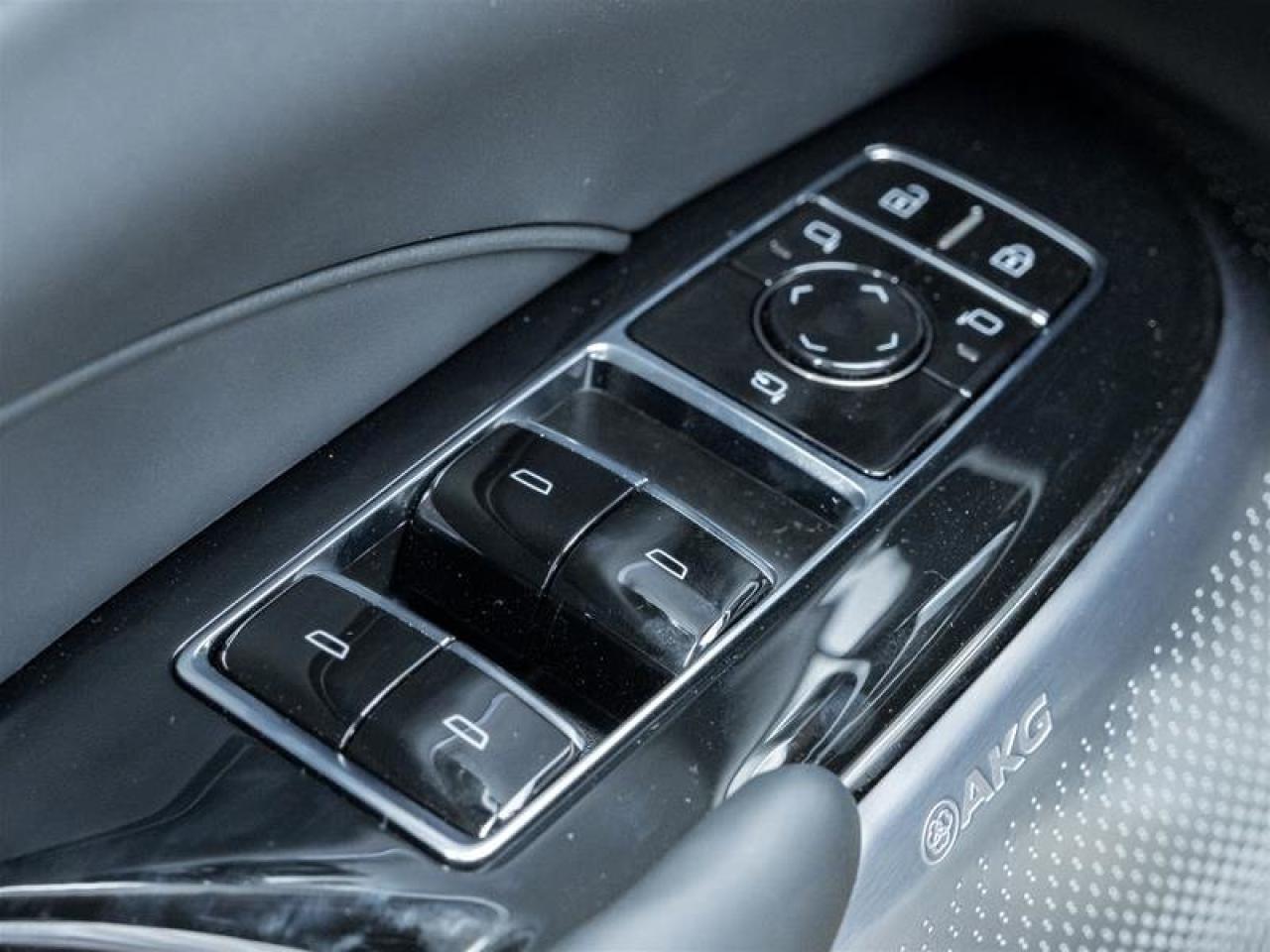 2026 Cadillac LYRIQ-V V Premium Photo