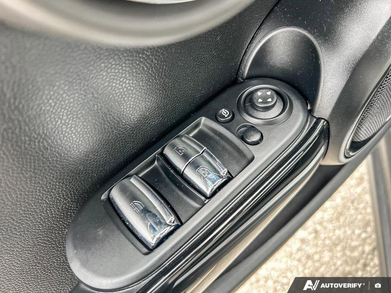 2024 MINI Convertible Cooper S Convertible | HUD | Leather | Nav | CarPlay | Heated Wheel + Seats | Rear Camera and More ! Photo