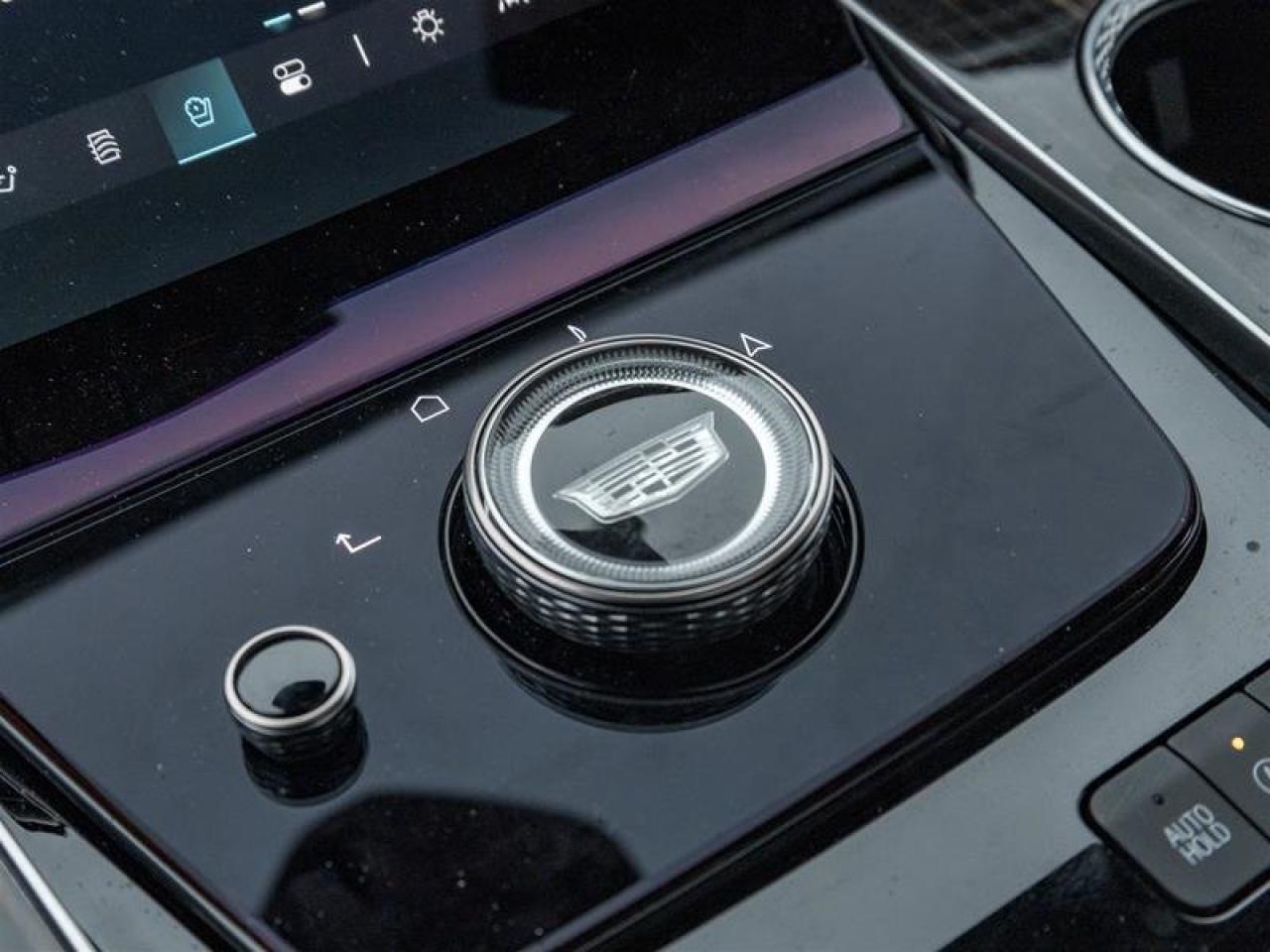 2025 Cadillac Escalade 4WD Premium Luxury Photo