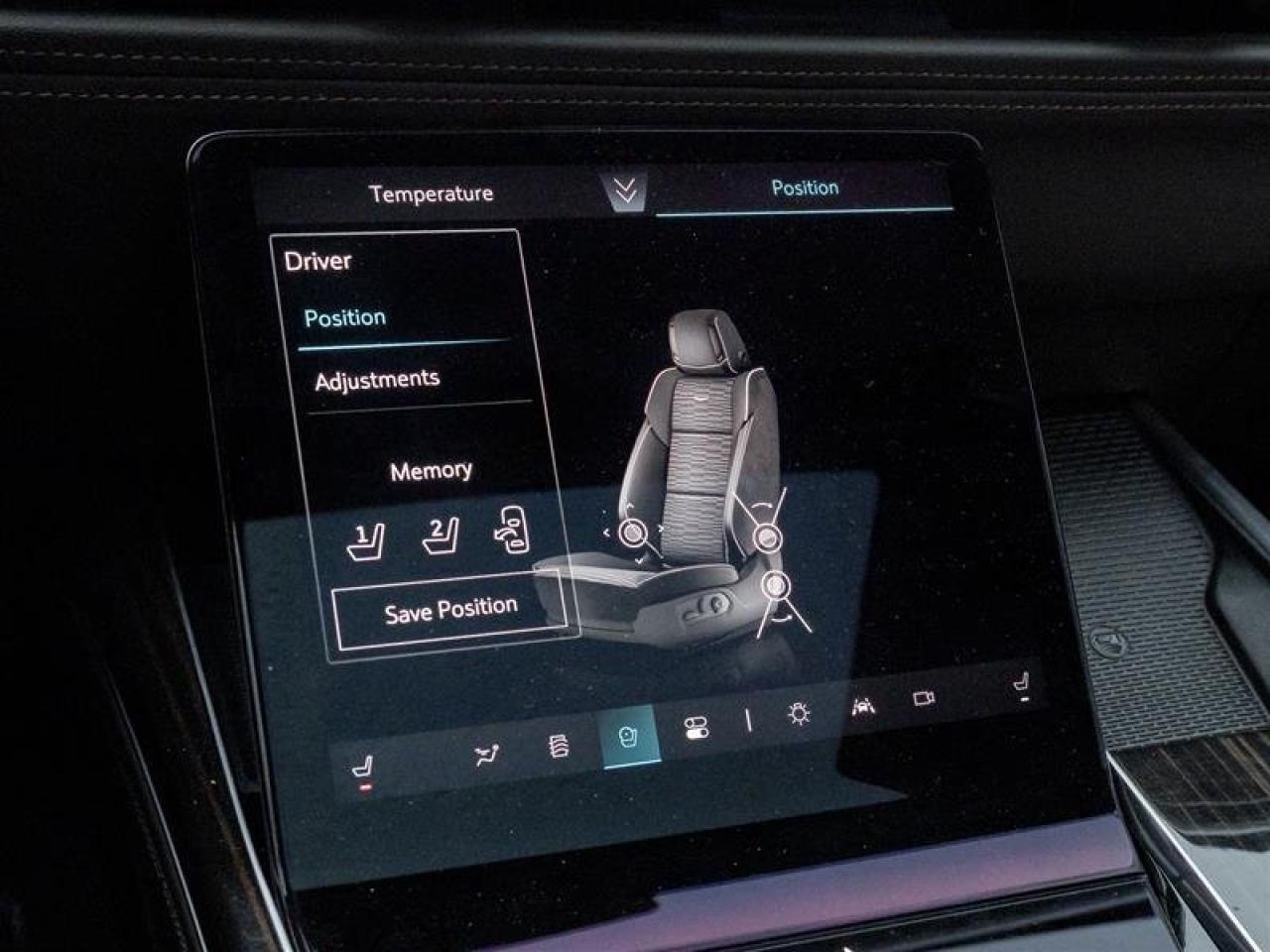 2025 Cadillac Escalade 4WD Premium Luxury Photo