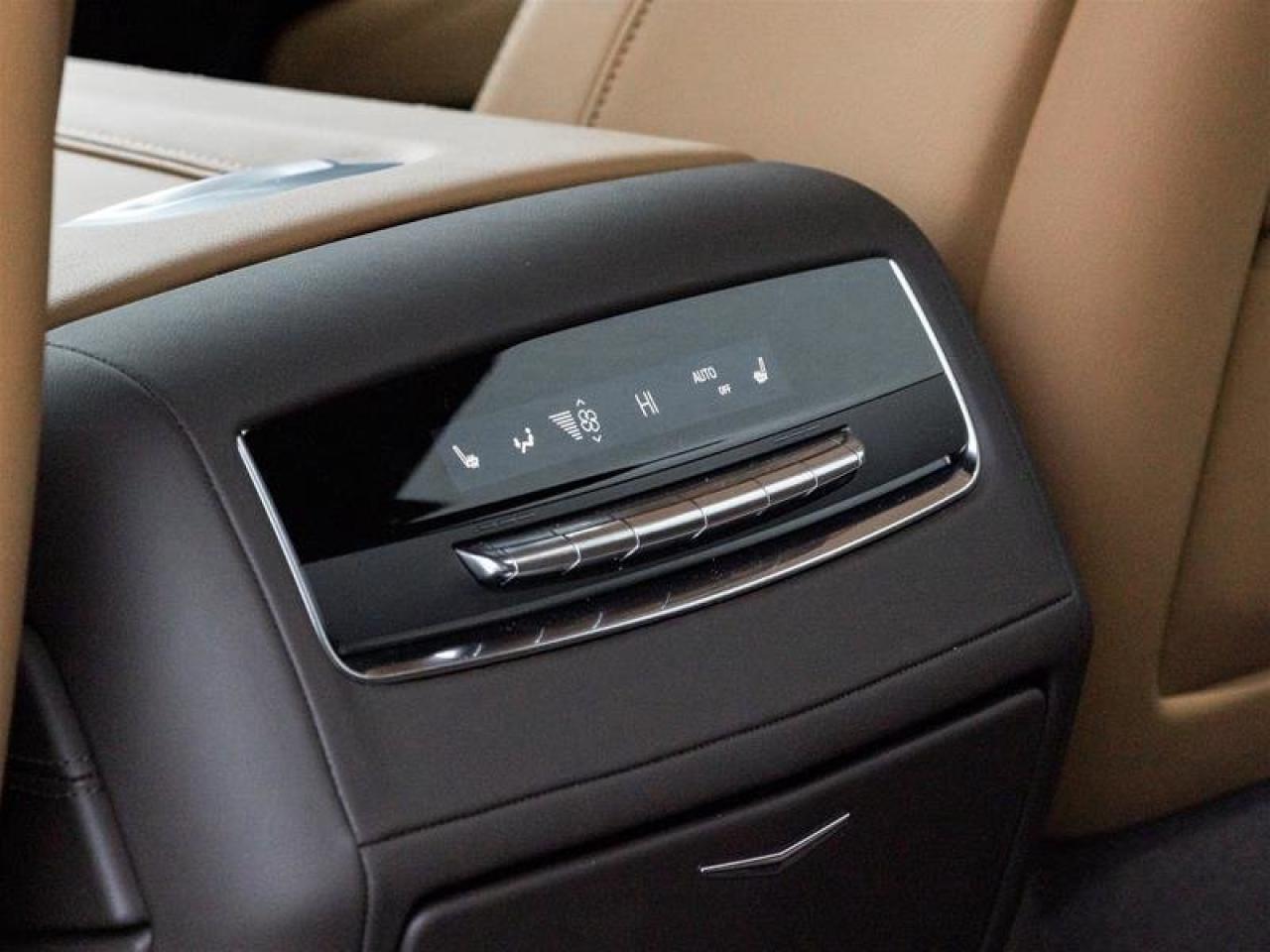 2025 Cadillac Escalade 4WD Premium Luxury Photo