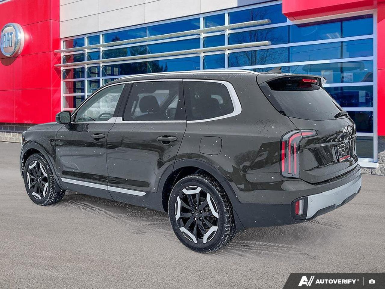 2023 Kia Telluride EX | Leather | Nav | Sunroof | Carplay | Clean Carfax | Photo