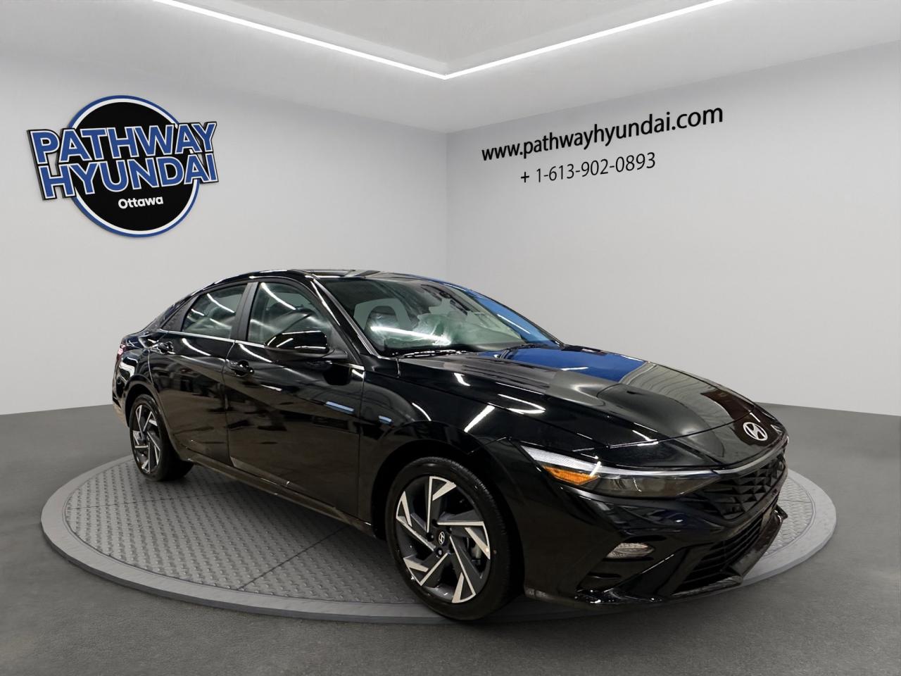 2026 Hyundai Elantra Hybrid Luxury Photo