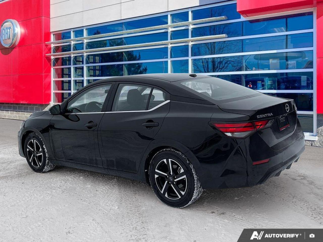 2024 Nissan Sentra SV Photo