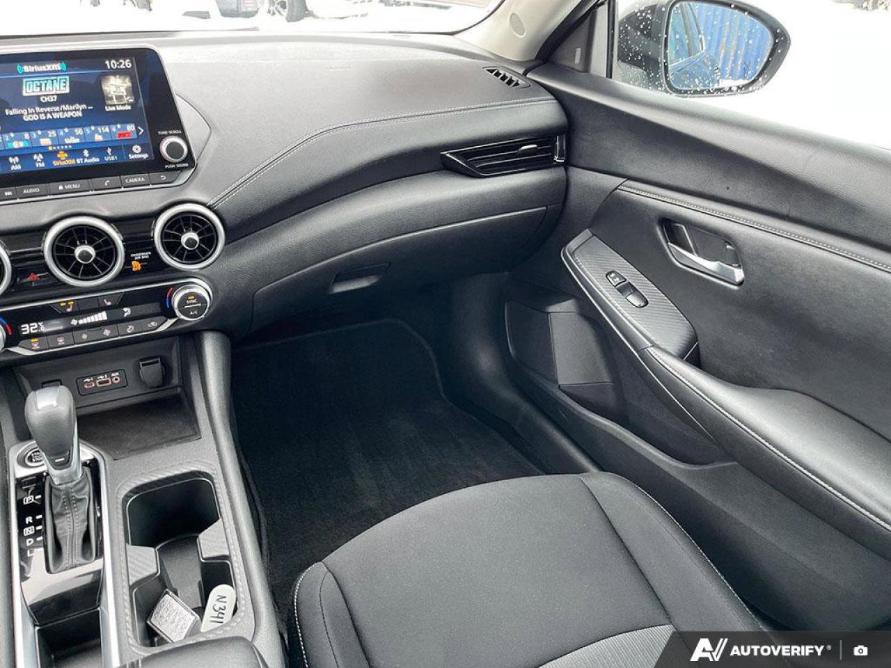 2024 Nissan Sentra SV Photo