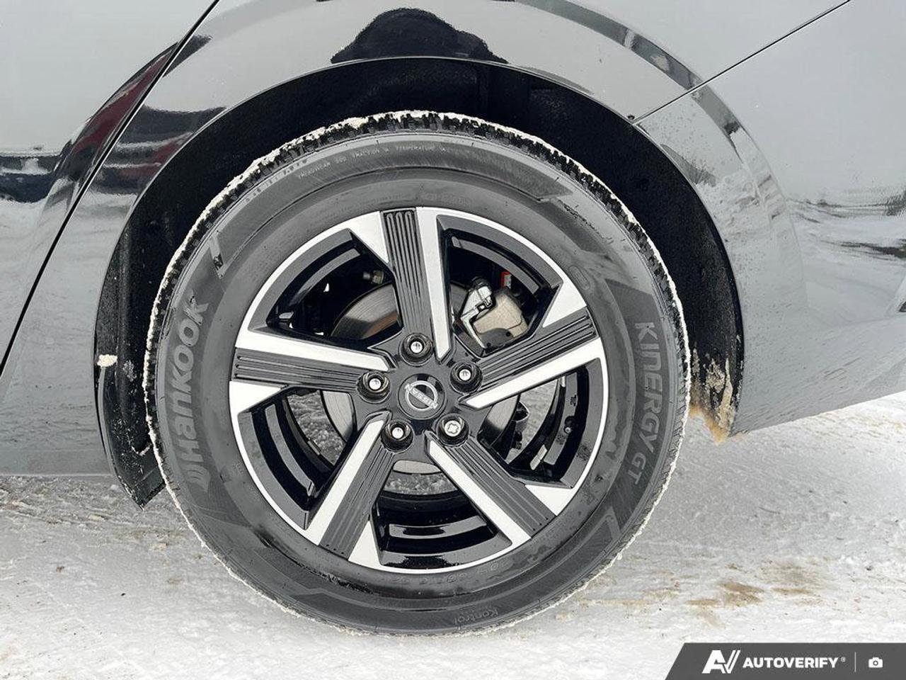 2024 Nissan Sentra SV | Remote Start | Apple CarPlay | Android Auto | Reverse Camera | Lane Departure Warning | Photo