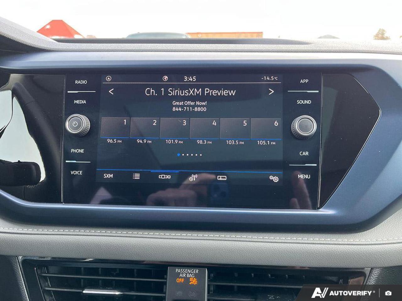 2024 Volkswagen Taos Comfortline Photo