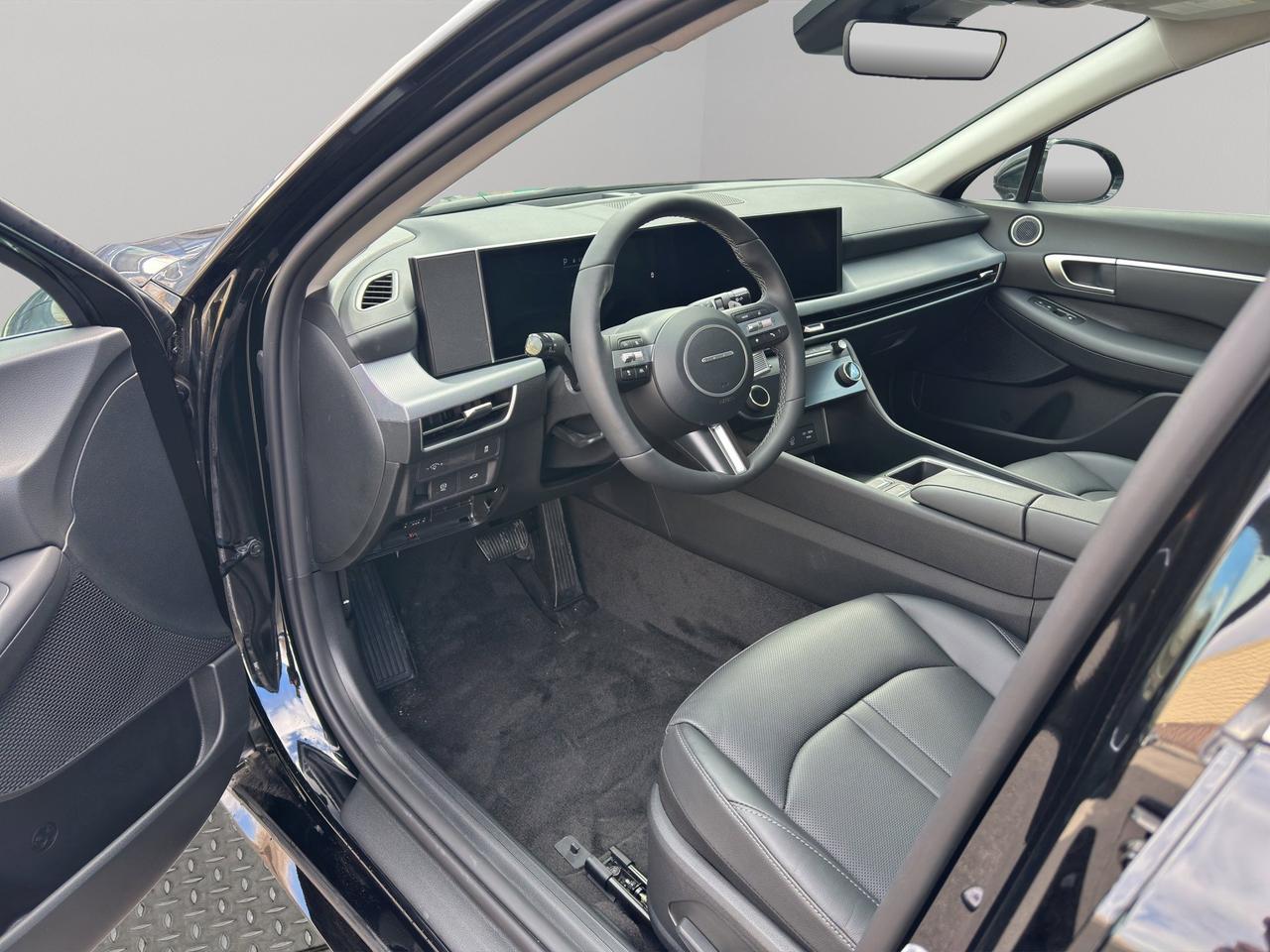 2026 Hyundai Sonata Preferred-Trend Photo