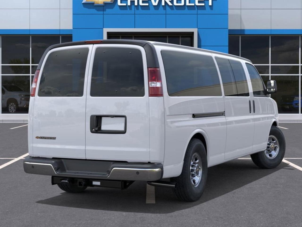 2025 Chevrolet Express Passenger 3500 LT 155'' Photo3