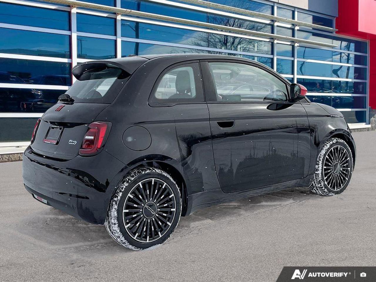 2024 Fiat 500E (RED) Edition Photo4