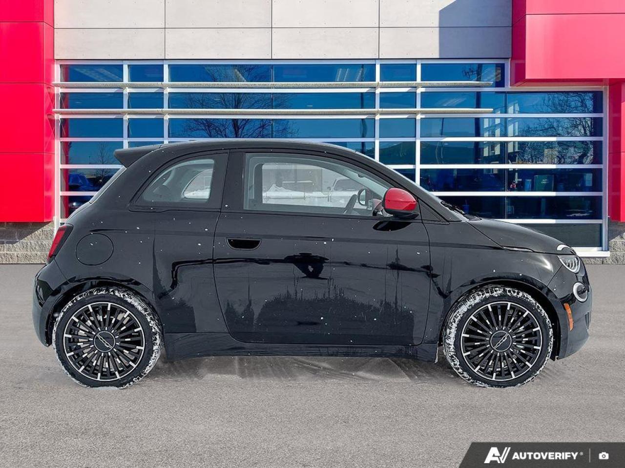 2024 Fiat 500E (RED) Edition Photo