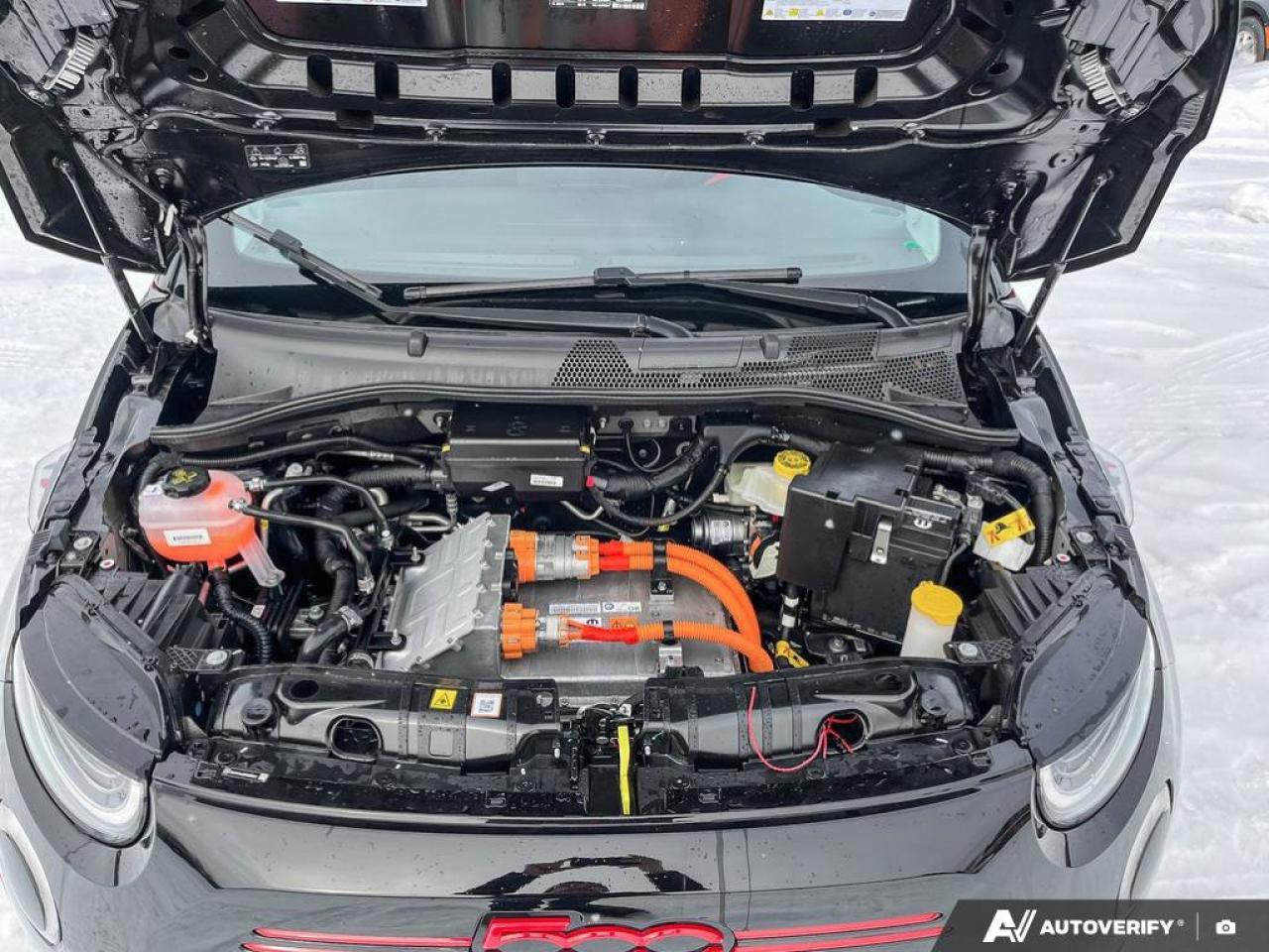 2024 Fiat 500E (RED) Edition Photo