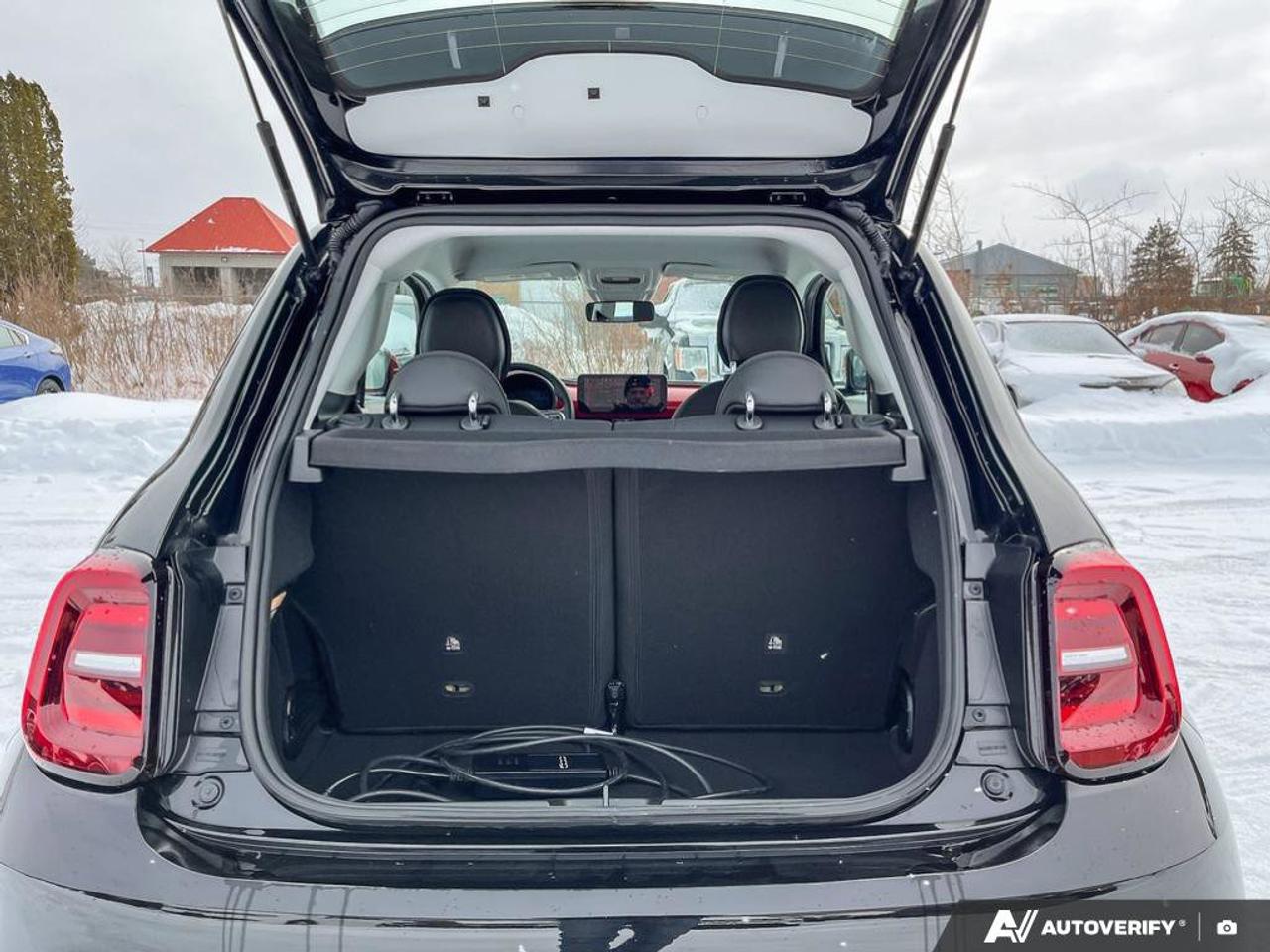 2024 Fiat 500E (RED) Edition Photo