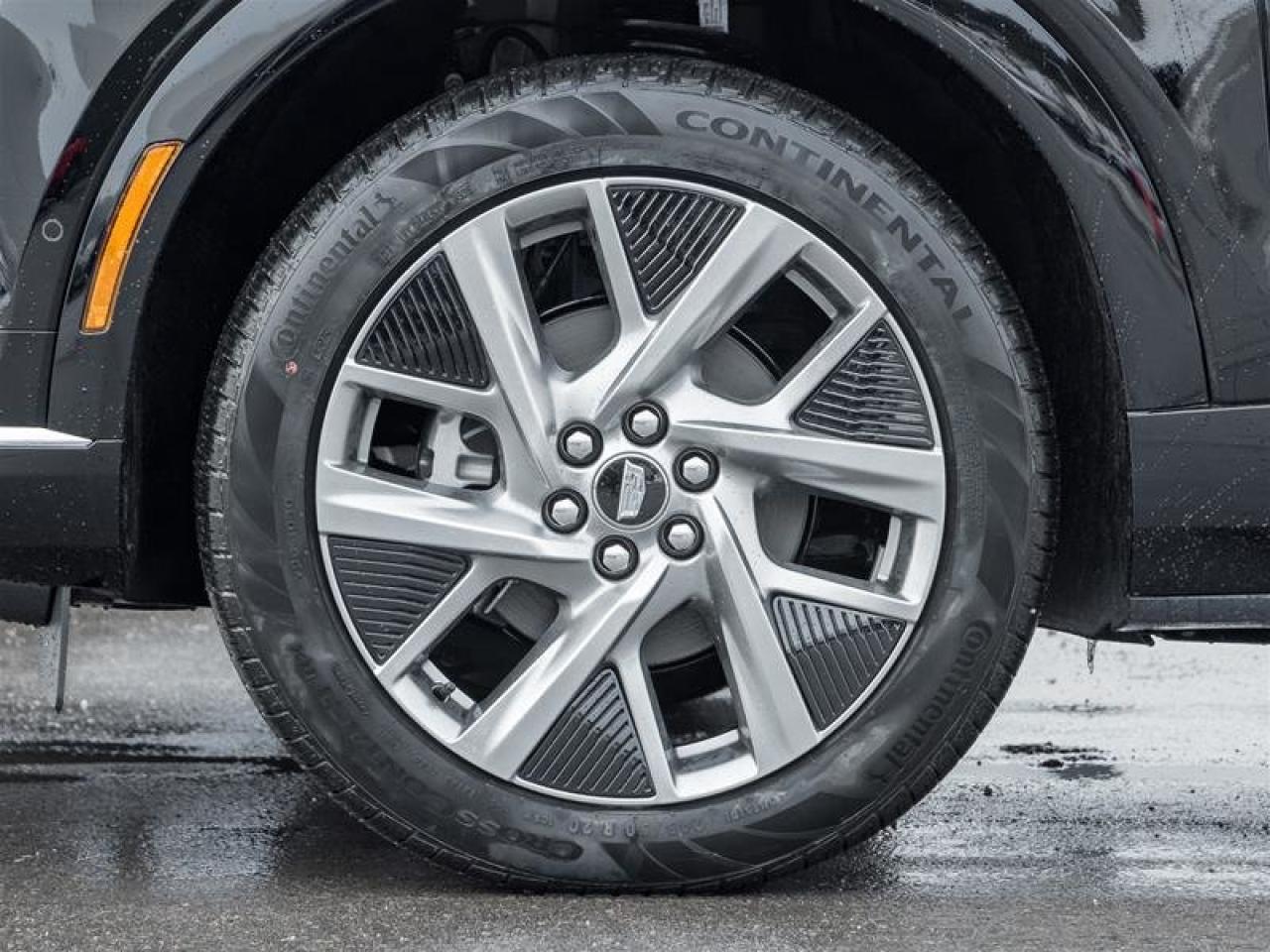 2026 Cadillac OPTIQ Luxury Photo