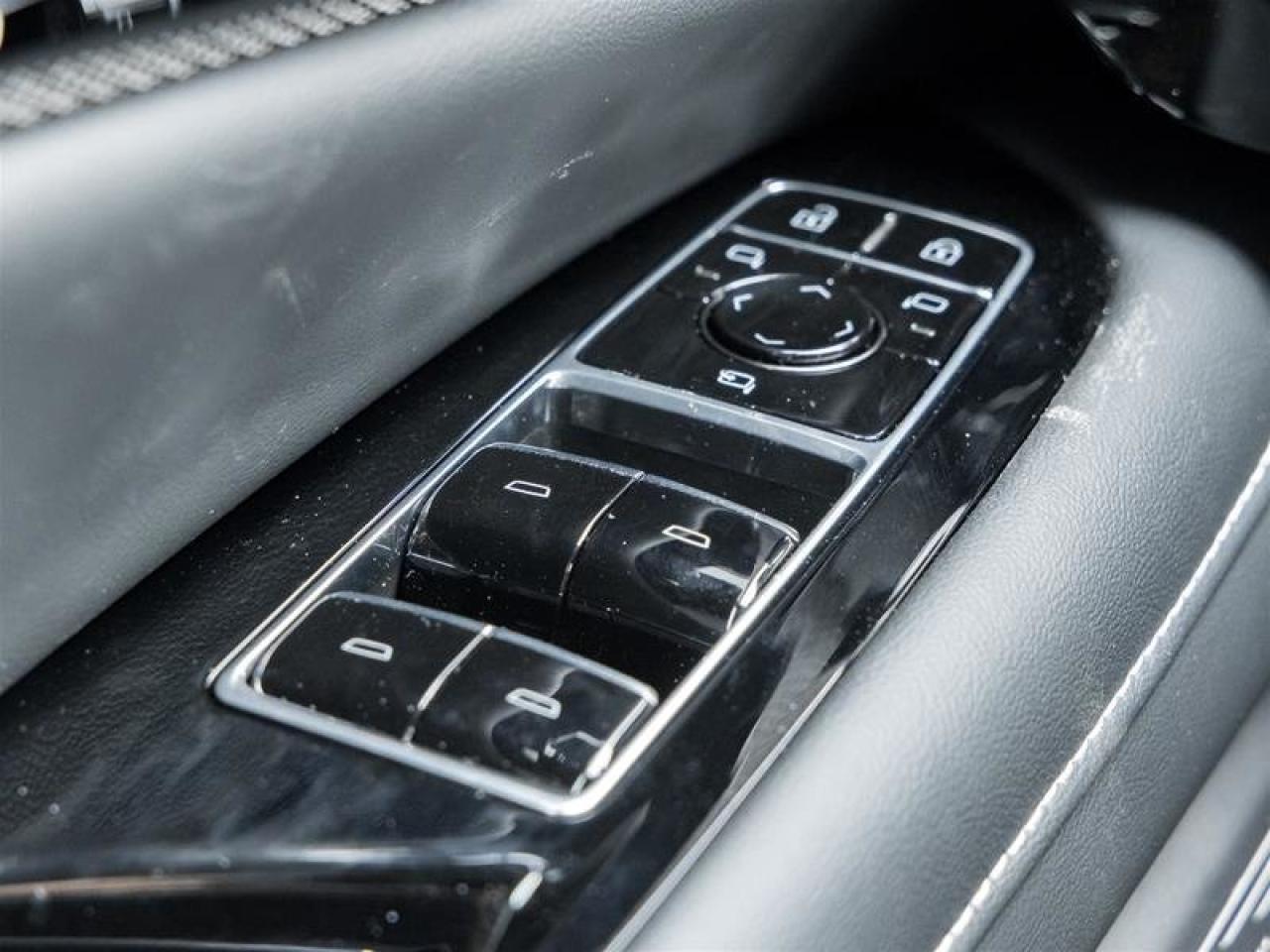 2026 Cadillac OPTIQ Luxury Photo