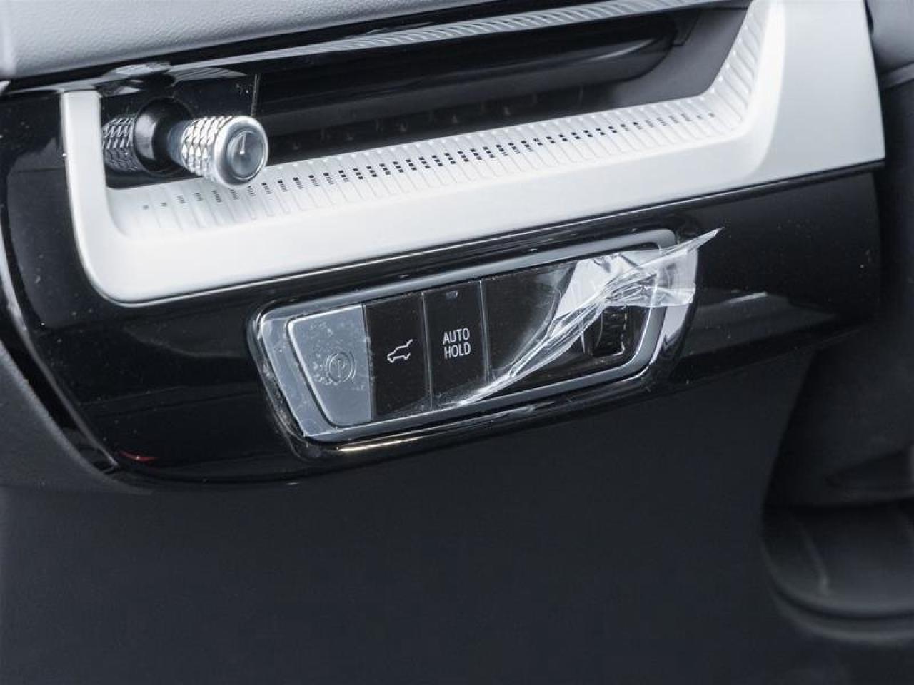 2026 Cadillac OPTIQ Luxury Photo