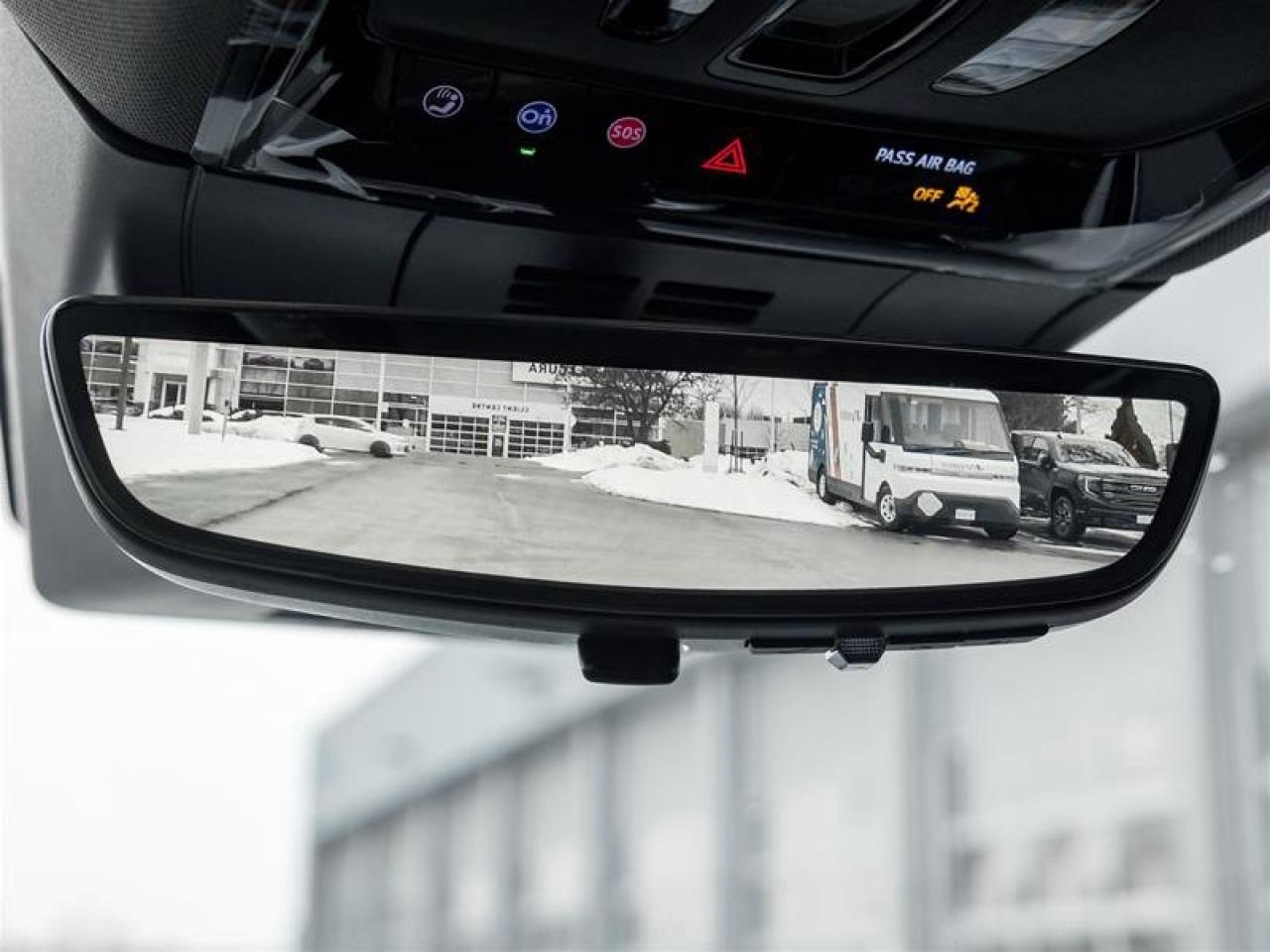 2026 Cadillac OPTIQ Luxury Photo