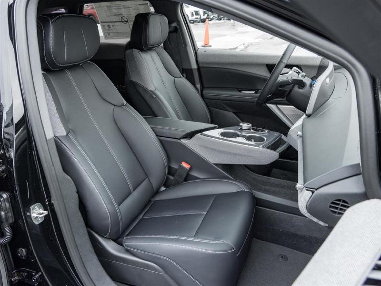 2026 Cadillac OPTIQ Luxury Photo