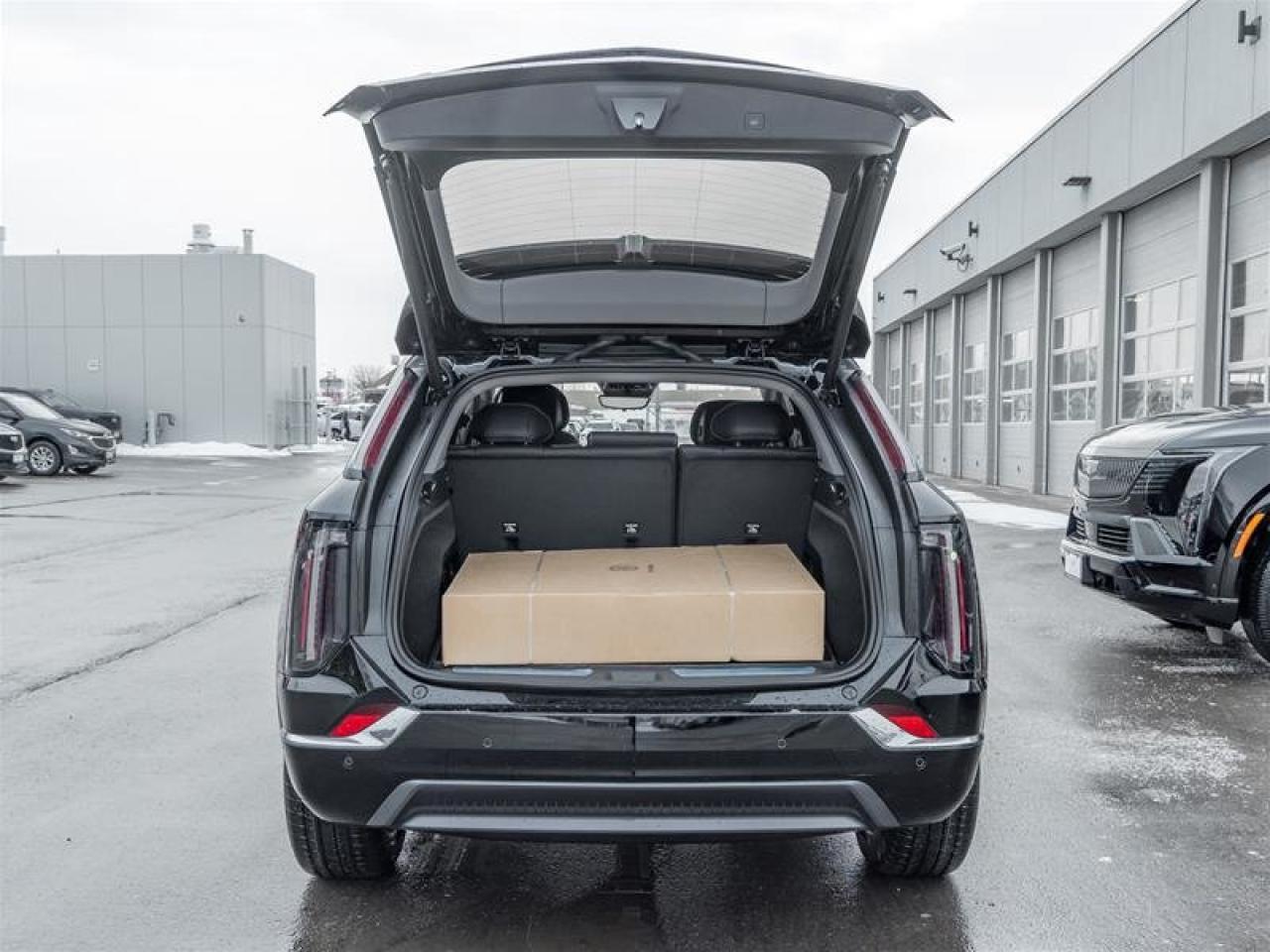 2026 Cadillac OPTIQ Luxury Photo