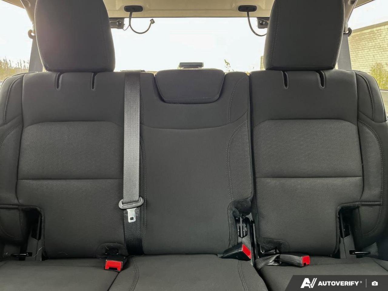 2019 Jeep WRANGLER UNLIMITED Sahara | Nav | Apple Carplay | Trailer Tow Pkg. | Photo