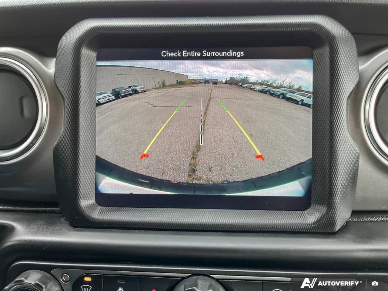 2019 Jeep WRANGLER UNLIMITED Sahara | Nav | Apple Carplay | Trailer Tow Pkg. | Photo