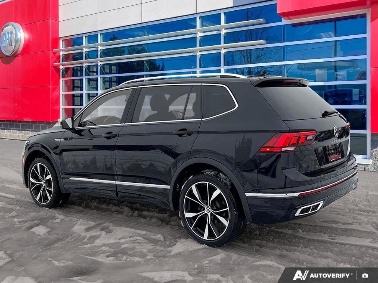 2024 Volkswagen Tiguan Highline R-line Photo2