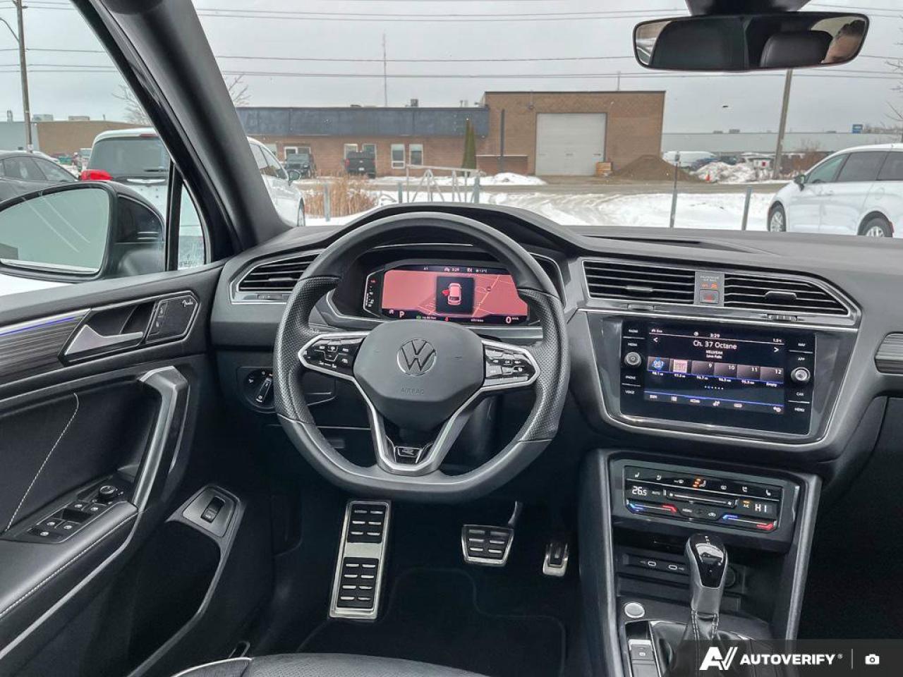 2024 Volkswagen Tiguan Highline R-line Photo