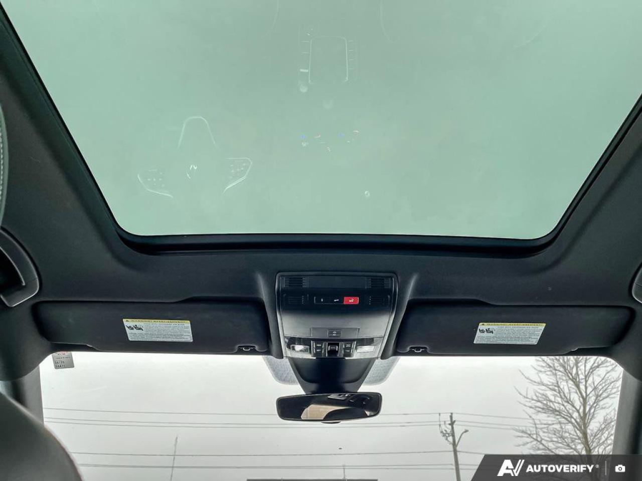 2024 Volkswagen Tiguan Highline R-line Photo