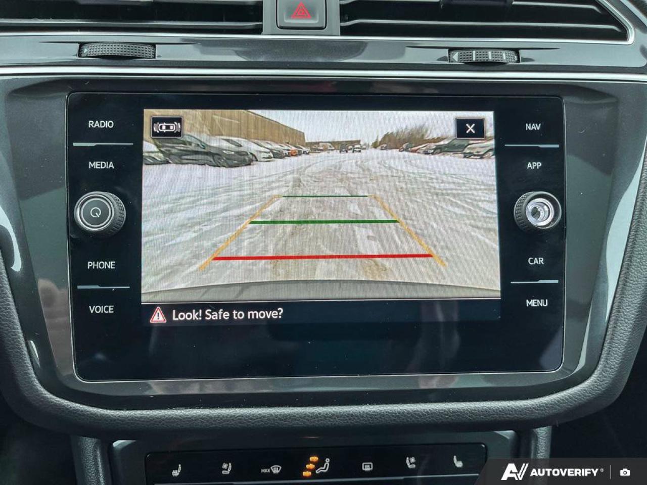 2024 Volkswagen Tiguan Highline R-line Photo