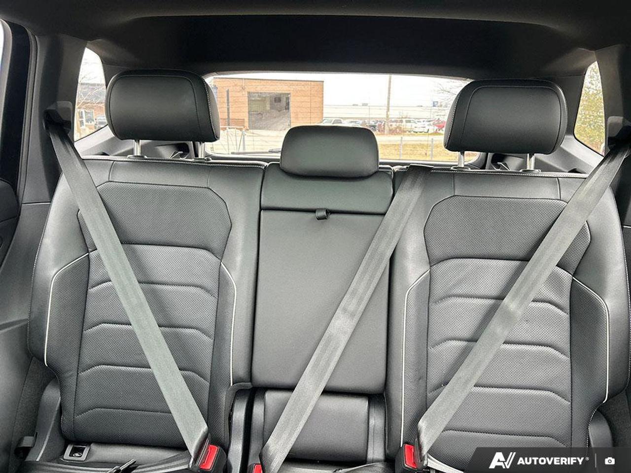 2024 Volkswagen Tiguan Highline R-Line | Navigation | Leather | Sunroof | Apple CarPlay | Android Auto | Photo