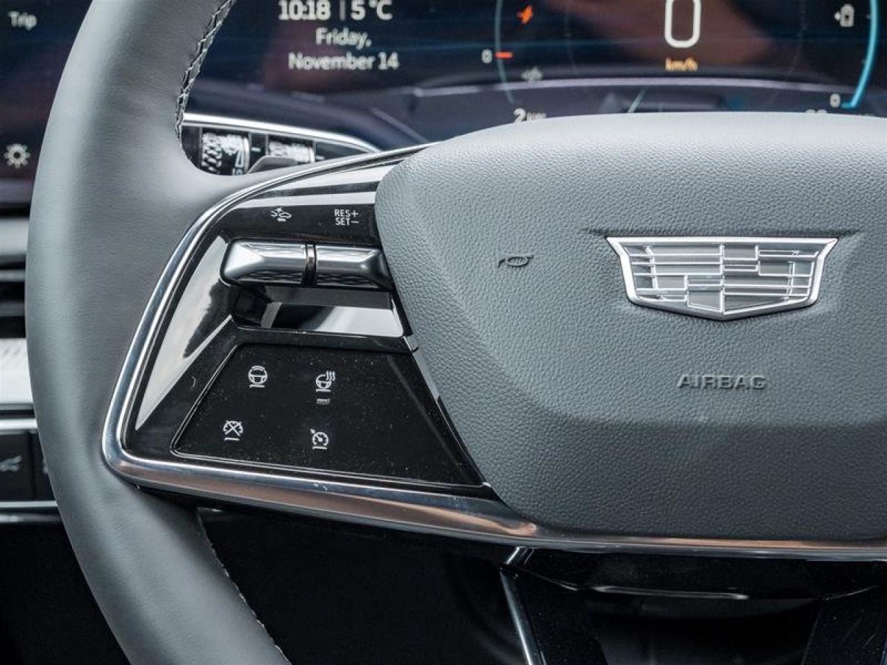 2026 Cadillac OPTIQ Luxury Photo