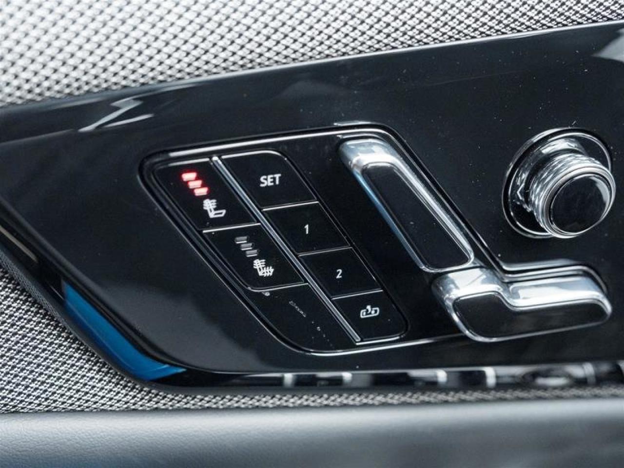 2026 Cadillac OPTIQ Luxury Photo