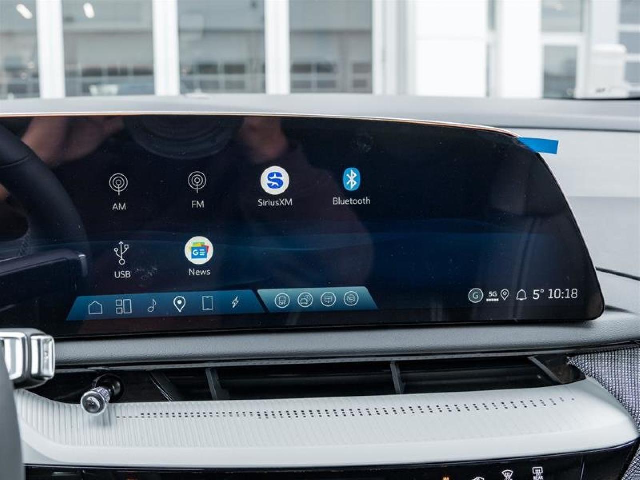 2026 Cadillac OPTIQ Luxury Photo