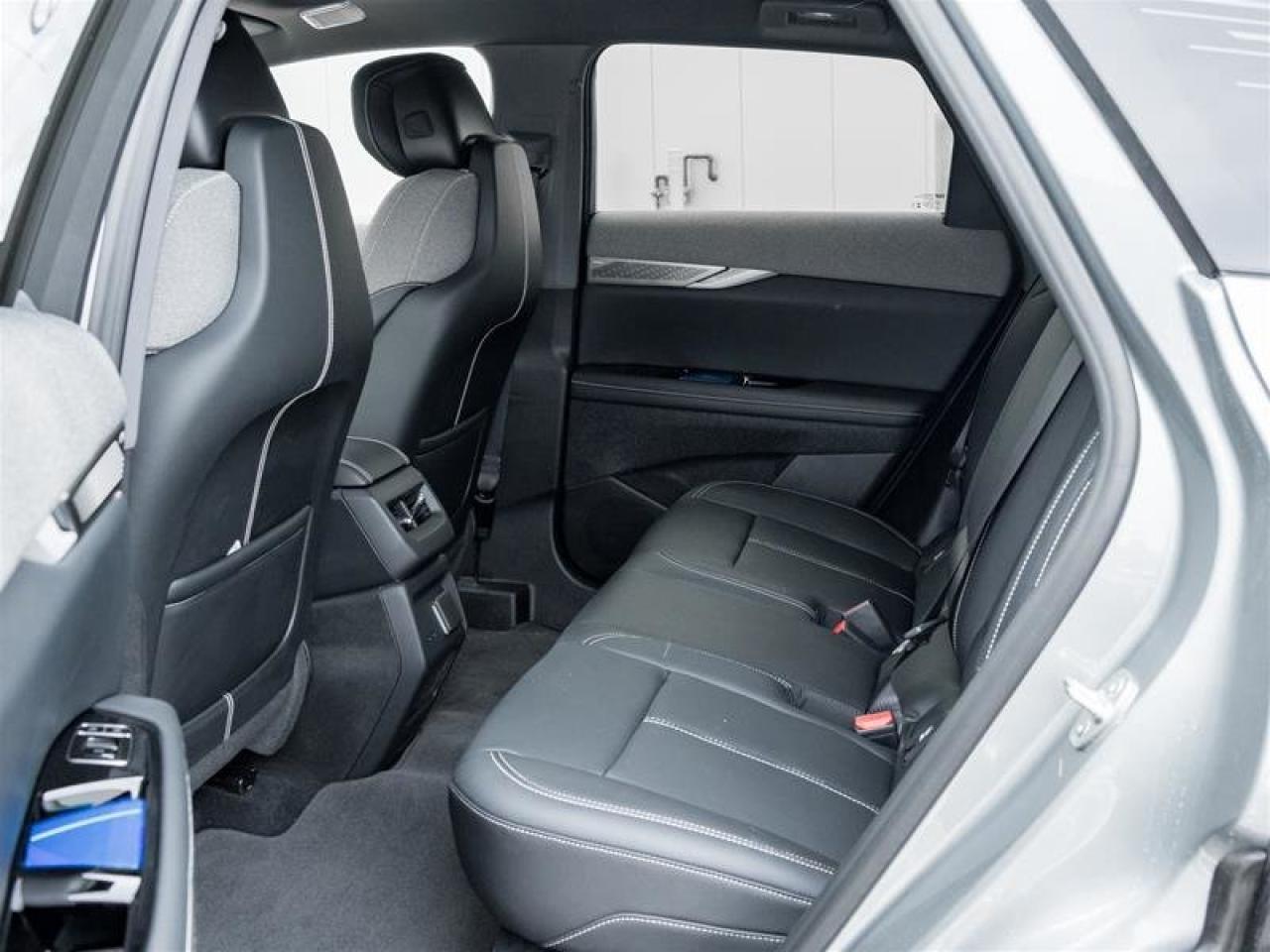 2026 Cadillac OPTIQ Luxury Photo