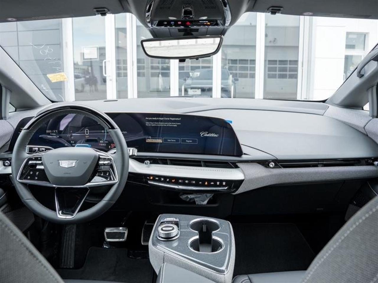 2026 Cadillac OPTIQ Luxury Photo