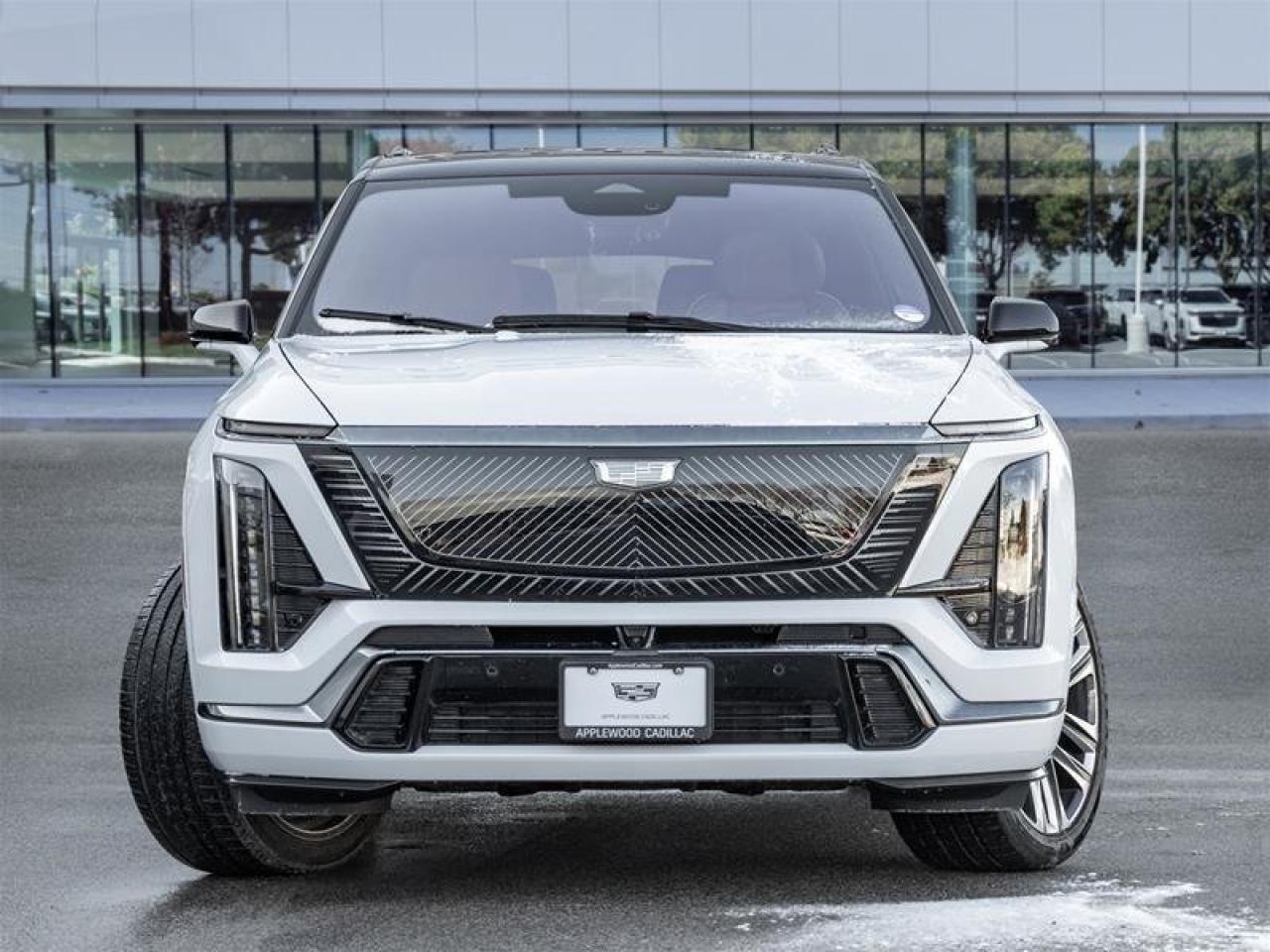 2026 Cadillac VISTIQ Platinum Photo
