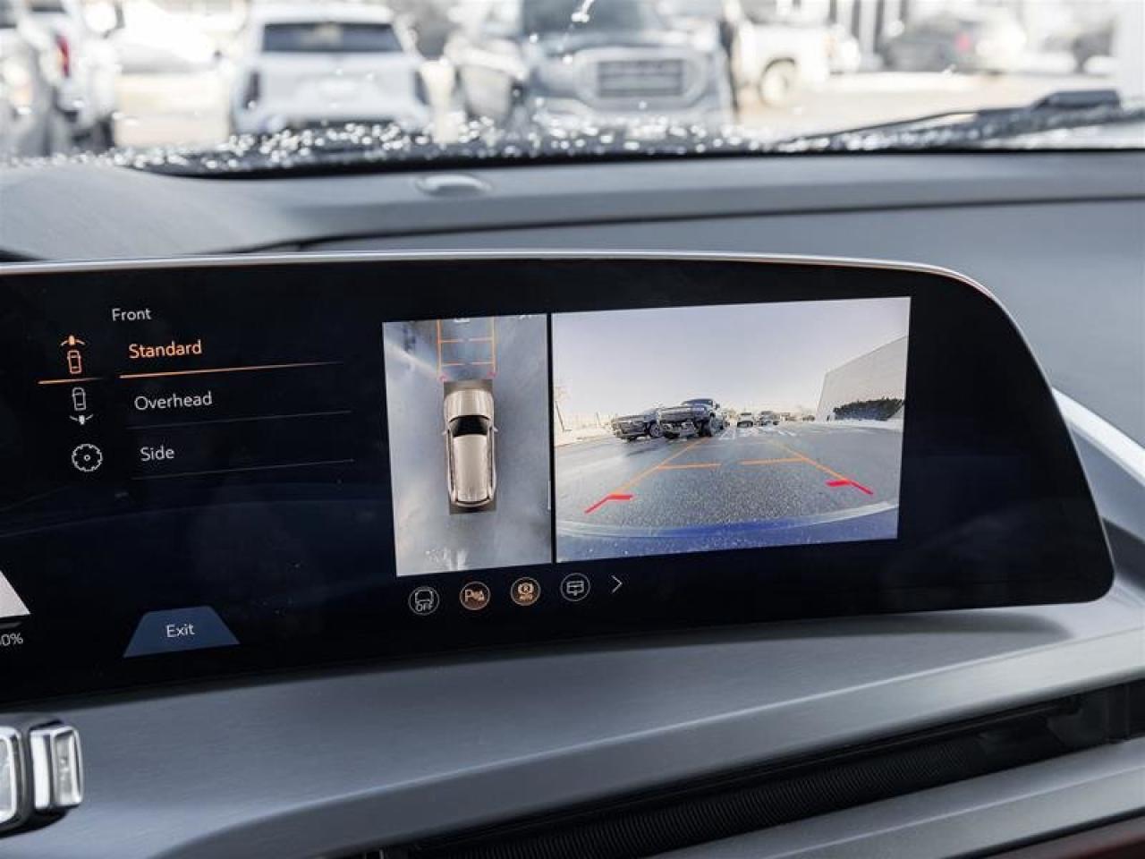 2026 Cadillac VISTIQ Platinum Photo