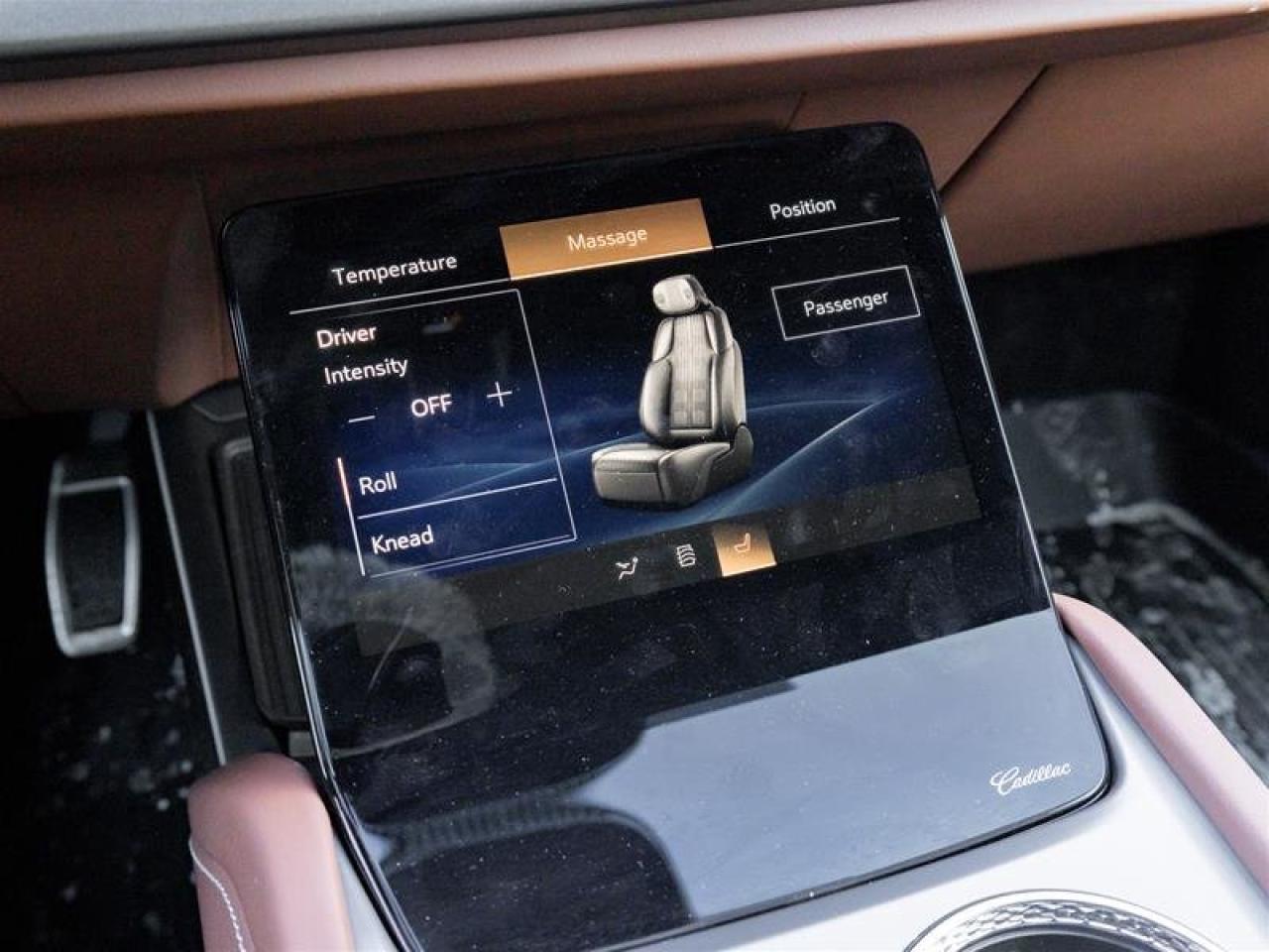 2026 Cadillac VISTIQ Platinum Photo