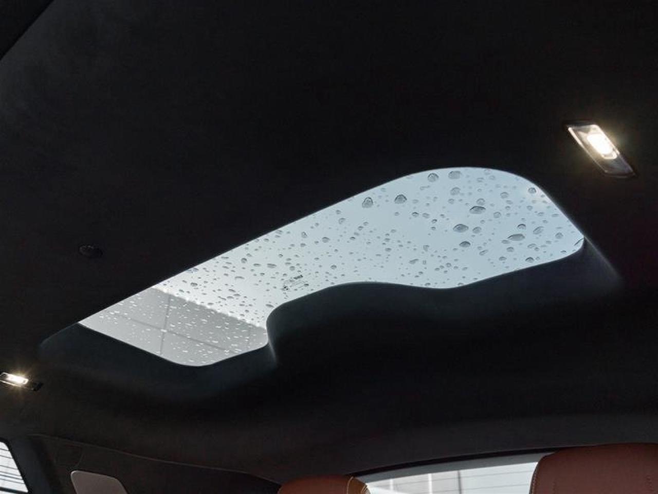 2026 Cadillac VISTIQ Platinum Photo