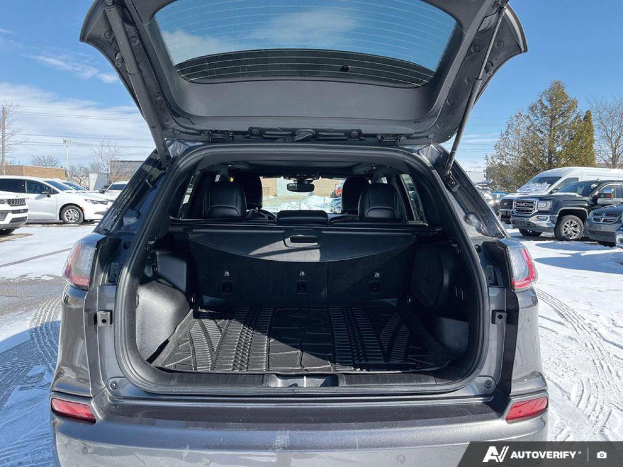 2021 Jeep Cherokee High Altitude Photo