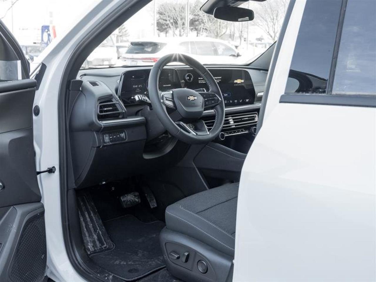 2026 Chevrolet Traverse LT Photo