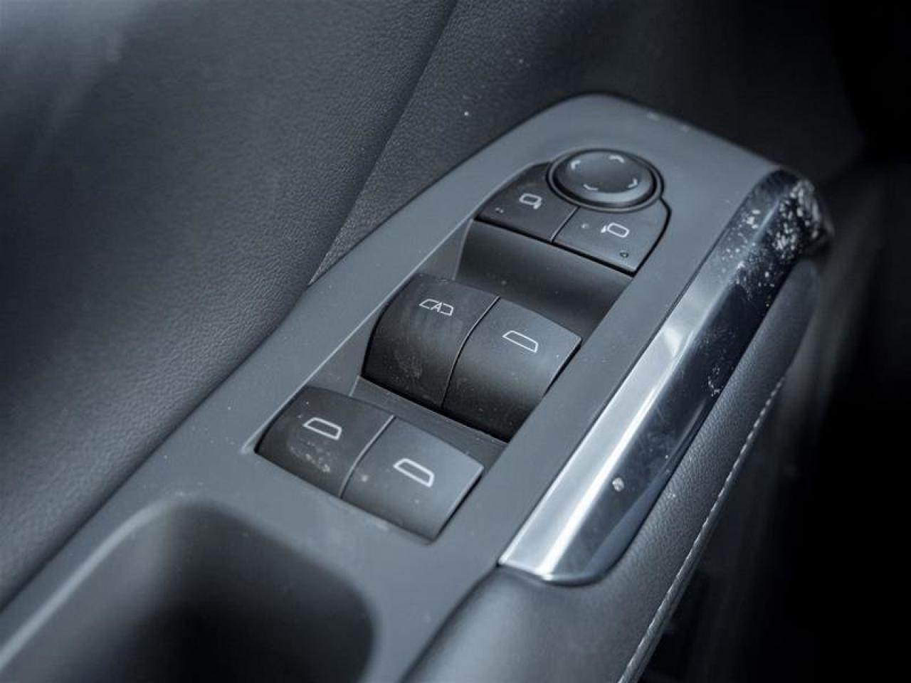 2026 Chevrolet Traverse LT Photo