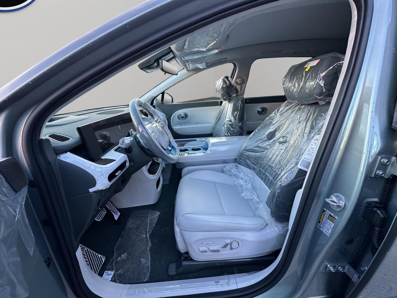 2026 Hyundai IONIQ 9 PREFERRED + Photo