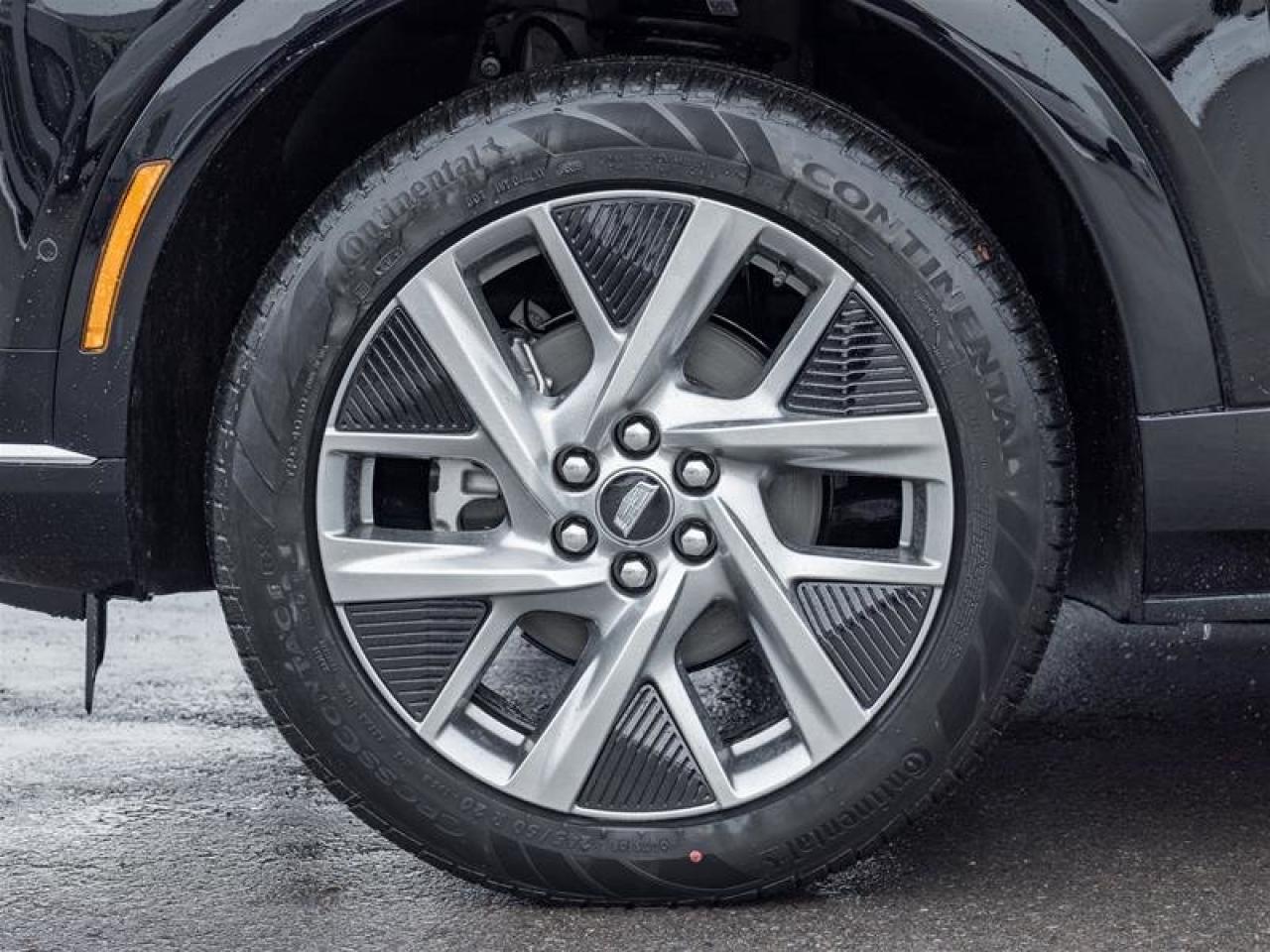 2026 Cadillac OPTIQ Luxury Photo