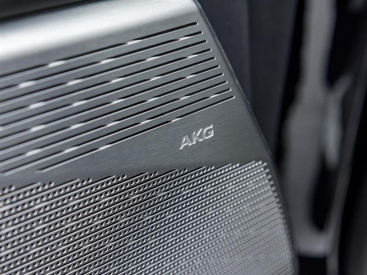 2026 Cadillac OPTIQ Luxury Photo